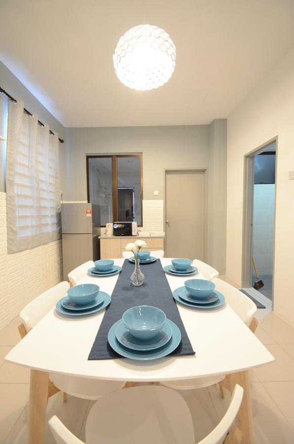 איפוה Decozy Homestay מראה חיצוני תמונה